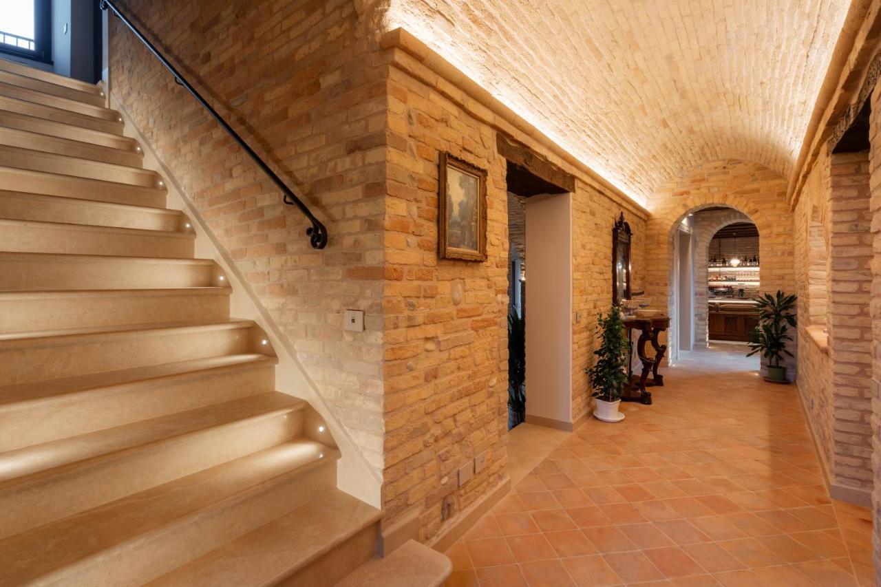 Palazzo La Torre Hotel Moresco Bagian luar foto