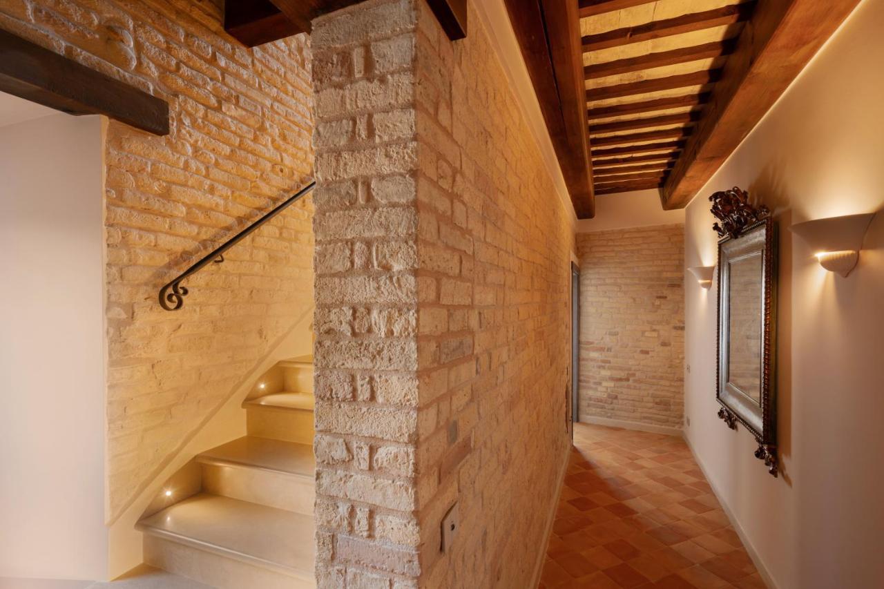 Palazzo La Torre Hotel Moresco Bagian luar foto